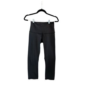 Lululemon black Wunder Under Crop Size 6